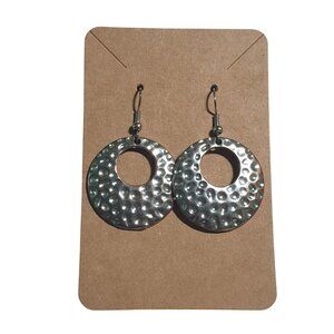 Hammered Silver Tone Round Dangle Earrings Lightweight Women Vintage Retro Core